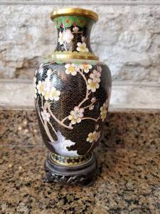 lot 137 image: Cloisonne Vase From China