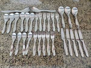 lot 312 image: Lauffer Nine Stainless Silverware