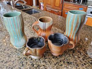 lot 325 image: Collection Of Pottery