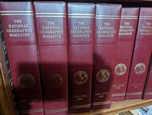lot 90 image: Collection of National Geographic Magazines