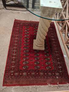 lot 459 image: Antique Rug