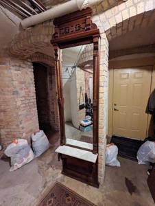 lot 465 image: Old East Lake Style Mirror Hallway Stand