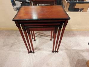 lot 477 image: 3 Bombay Nesting Tables