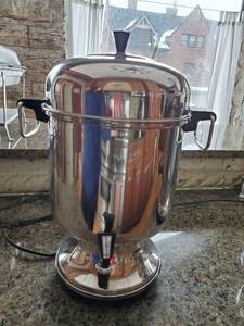 lot 338 image: Farberware Coffee Urn