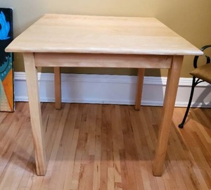 lot 221 image: Small Dining Table