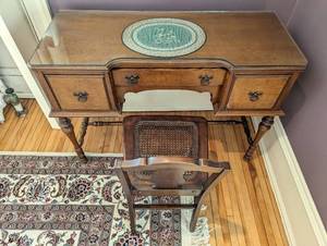 lot 901 image: Old Desk with Chair