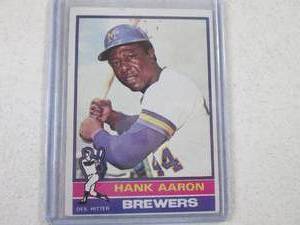 Topps 1976 Hank Aaron ...