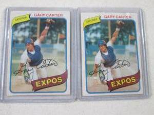 2 Topps 1980 Gary Carter...