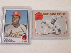 2 Vintage Topps Bob Gibson...