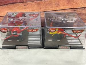 Lot of 2 Disney Planes