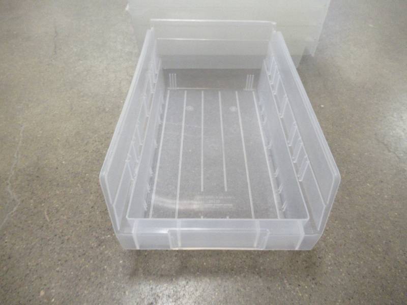 lot 364 image: 12 Pack of Small Clear Storage Bins