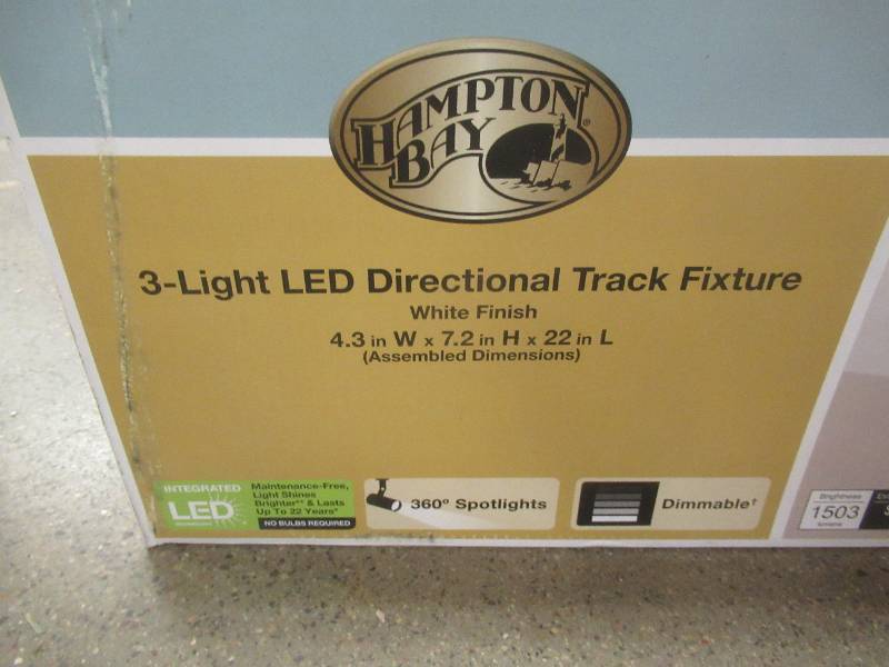 lot 233 image: Hampton Bay 1.83 ft. 3-Light Glossy White LED Track Lighting Kit
