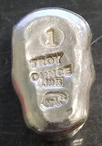 lot 02 image: 1 TROY OZ .999 FINE SILVER SKULL ART POUR