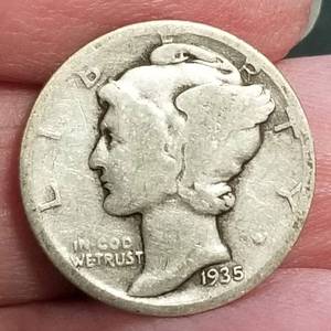 lot 10 image: GROUP OF 3 US MERCURY SILVER DIMES