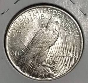 lot 36-B image: 1922 PEACE SILVER DOLLAR AU58