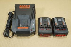 lot 6 image: 2 18V Bosch Batteries with Charger