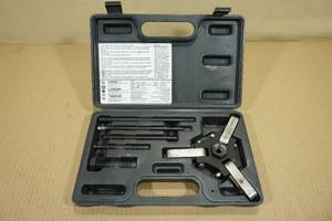 lot 7 image: Blue-Point Universal GMChrysler Harmonic Damper Pulley Puller