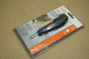 lot 22 image: Black & Decker 14 Right Angle Attachment