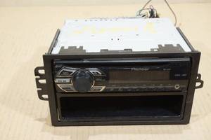 lot 30 image: Pioneer DEH-150MP Car CD Deck