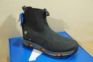 lot 115 image: Korkers Womens Alpine Chelsea Winter Boots -Size 6