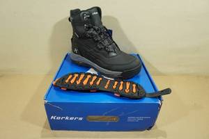 lot 116 image: Korkers Snowmageddon Winter Boots -Mens Size 10