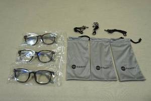lot 127 image: 3 Pairs Bluemoky Blue Light Reading Glasses -2.00