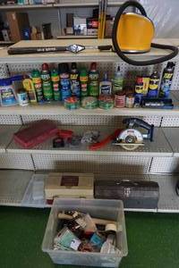 lot 197 image: Assorted Garage Chemicals and Tools