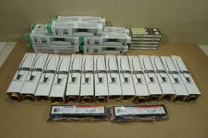 lot 219 image: Assorted Light Bulbs and Ballasts