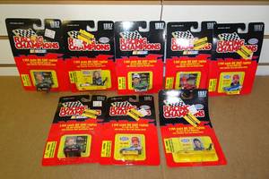 lot 252 image: 8 Racing Champions 1997 Edition 1144 Scale Die Cast Replicas