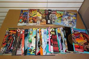 lot 279 image: Assorted Comic Books - Mr T, Wolverine, Robotech