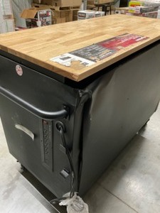 lot 3 image: Heavy Duty Husky Adjustable Toolbox