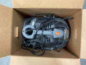 lot 14 image: Ridgid 4 gallon Portable WetDry Vacuum - no hose