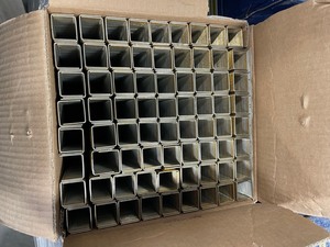 lot 53 image: 1 box SteelLinx Staples 1 Crown, 78 Leg Length - 16 Gauge