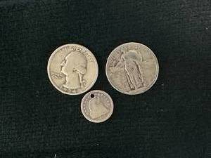 lot 19 image: Misc. Silver Coin Lot