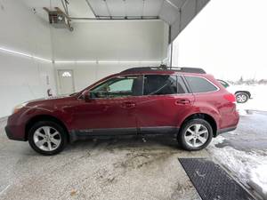 2014 Subaru Outback 2.5I Premium - 1 OWNER - AWD