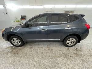 2012 Nissan Rogue S - 2 OWNERS - AWD