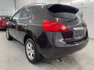 2011 Nissan Rogue SV - AWD - 2 OWNERS