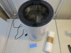 lot 3 image: Nordhaus Ultra Large Towel Warmer With 1 New Towel
