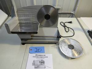 lot 20 image: Meat Slicer, Anescra 200W Electric Deli Food Slicer with Two Removable 7.5 Stainless Steel Blades