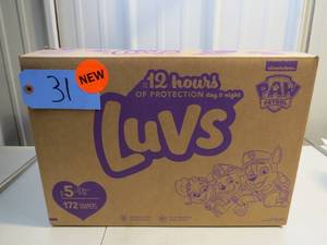 lot 31 image: Luvs Diapers Size 5 172 Diapers