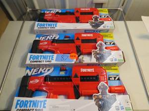 lot 87 image: 3 Pack - Fortnite Nerf Guns