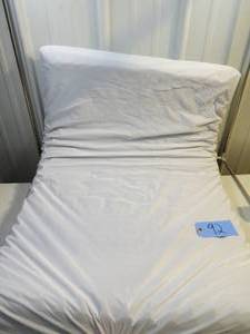 lot 92 image: Small Foam Mattress - 3x30x45