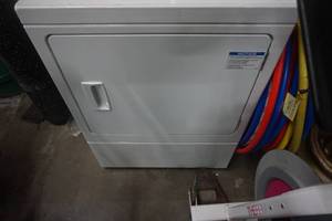 lot 7 image: Speedway Commercial Heavy Duty Gas Cloths Dryer