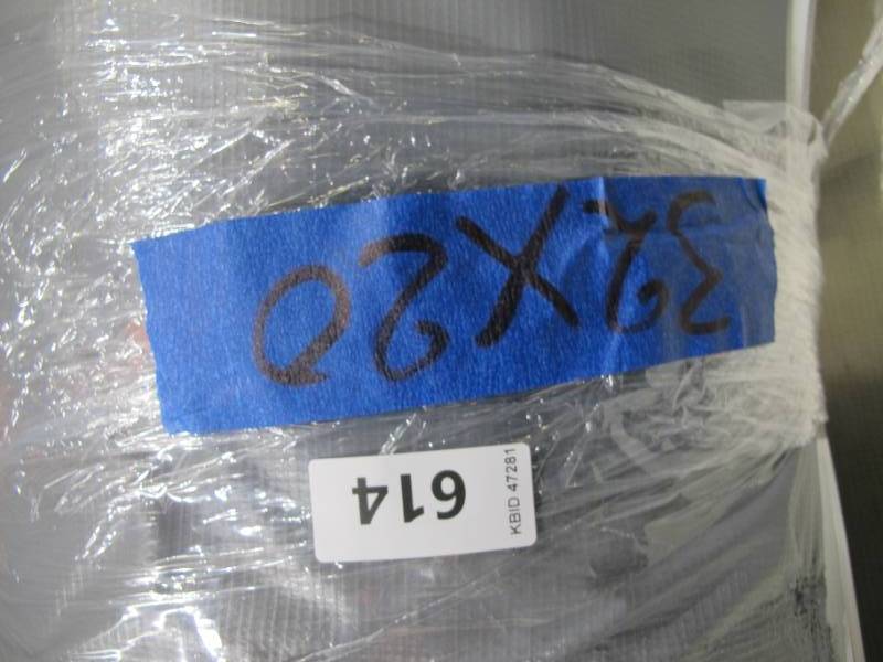 lot 461 image: NEW Vinyl Tarp - 20 x 32  Grey  White Vinyl tarp - 8 oz. Lightweight Duty
