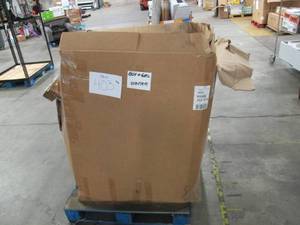 lot 403 image: Pallet of Miscellaneous NEW Boys and Girls Clothes - Overstock