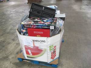 lot 406 image: Pallet of Store Overstock Store and Ecommerce Product and Returns