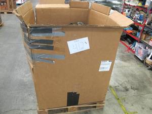 lot 412 image: Pallet of 139 Pairs of USED Shoes in Good Condition, MensWomens Mix