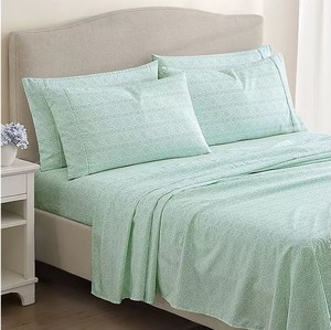 lot 536 image: NEW Martha Stewart Microfiber Sheet 6 Piece Set Vine Medallion - King