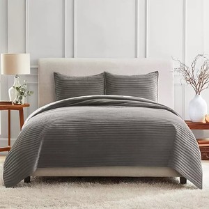 lot 558 image: Members Mark Velvet Quilt Set - King Size - Zinc