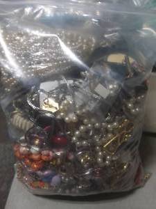 Bulk Lot Of Mixed Costume Jewelry (2 Gallon Bag-Over 10 lbs)